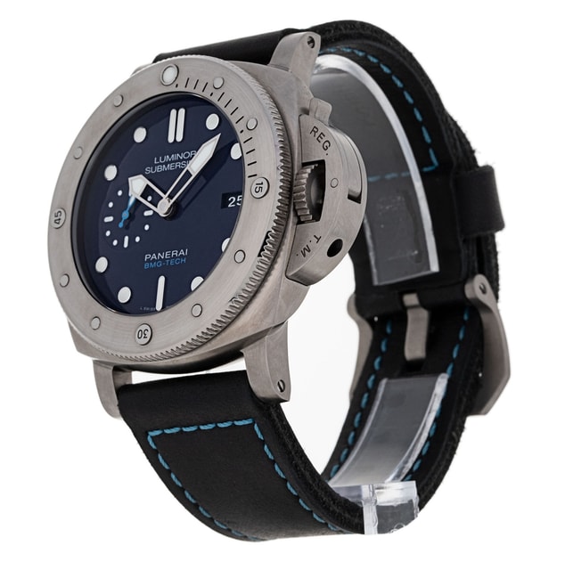 Panerai Submersible PAM00692 Image 2